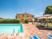 Rustici e casali in vendita di 365 m² in Viale Vittorio...