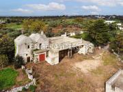 Rustici e casali in vendita di 370 m² in Strada Capo di...