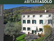 Rustici e casali in vendita di 370 m² in Via Castelcucco