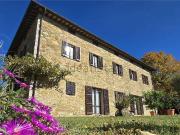 Rustici e casali in vendita di 380 m²