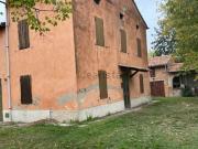 Rustici e casali in vendita di 380 m² in Strada Molino...