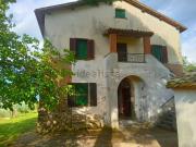 Rustici e casali in vendita di 380 m² in Strada PROVINCIALE