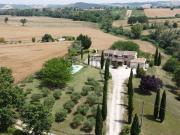 Rustici e casali in vendita di 380 m² in Via Roma