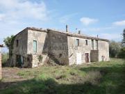 Rustici e casali in vendita di 385 m²