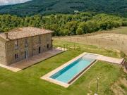 Rustici e casali in vendita di 386 m²