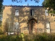 Rustici e casali in vendita di 389 m²