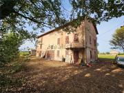 Rustici e casali in vendita di 390 m² Rustici e casali in vendita di 390 m²