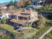 Rustici e casali in vendita di 393 m²