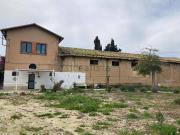 Rustici e casali in vendita di 400 m²