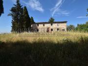 Rustici e casali in vendita di 400 m²