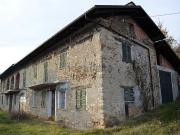 Rustici e casali in vendita di 400 m² in Strada senza nome