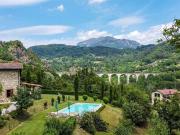 Rustici e casali in vendita di 400 m² in Via dei Venti, 1