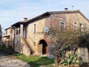 Rustici e casali in vendita di 400 m² in Via del Casello