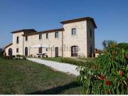 Rustici e casali in vendita di 400 m² in Via della...