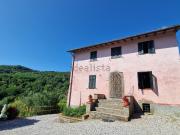 Rustici e casali in vendita di 400 m² in Via per Mastiano