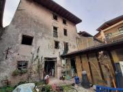 Rustici e casali in vendita di 400 m² in Via Trento
