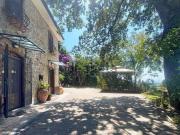 Rustici e casali in vendita di 405 m² in Via Panoramica