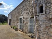 Rustici e casali in vendita di 405 m² in Contrada Tavarello