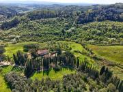 Rustici e casali in vendita di 417 m² in Via della Pieve