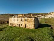 Rustici e casali in vendita di 420 m² in Strada Comunale...