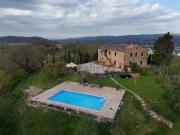 Rustici e casali in vendita di 420 m² in Via Icilio Vanni, 1