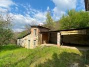 Rustici e casali in vendita di 430 m²