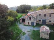 Rustici e casali in vendita di 430 m²