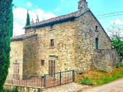 Rustici e casali in vendita di 430 m² in Località Falzano