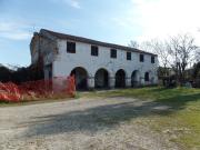 Rustici e casali in vendita di 430 m² in Via Dosa