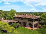 Rustici e casali in vendita di 430 m² in Via Petrarca Rustici e casali in vendita di 430 m² in Via Petrarca