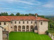 Rustici e casali in vendita di 433 m² in Località eremo