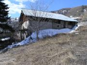 Rustici e casali in vendita di 450 m² in Frazione allevè