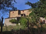 Rustici e casali in vendita di 450 m² in Strada Vicinale...