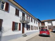 Rustici e casali in vendita di 450 m² in Via Calva