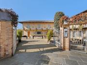 Rustici e casali in vendita di 450 m² in Via Fontane, 22