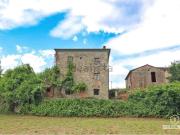 Rustici e casali in vendita di 450 m² in Via Madonna...