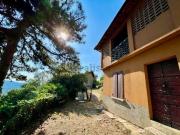 Rustici e casali in vendita di 450 m² in Via Maresana