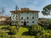 Rustici e casali in vendita di 4700 m² in Località...