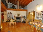 Rustici e casali in vendita di 470 m² in Via Bellavista