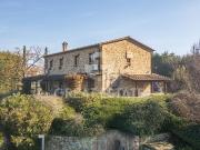 Casa di campagna in vendita di 474 m² in Via degli Etruschi