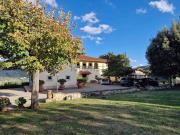 Rustici e casali in vendita di 482 m²