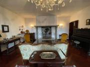 Rustici e casali in vendita di 484 m²
