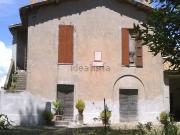Rustici e casali in vendita di 490 m² in Via dei Pini, 5
