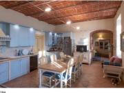 Rustici e casali in vendita di 494 m² in Via Roma, 1