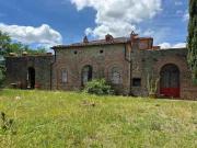 Rustici e casali in vendita di 500 m²