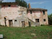 Rustici e casali in vendita di 500 m²