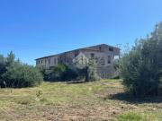 Rustici e casali in vendita di 500 m²