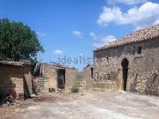 Rustici e casali in vendita di 500 m² in Contrada...