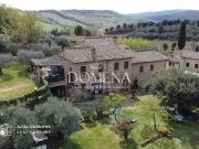 Rustici e casali in vendita di 500 m² in Piazza Della...