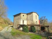 Rustici e casali in vendita di 500 m² in Strada...